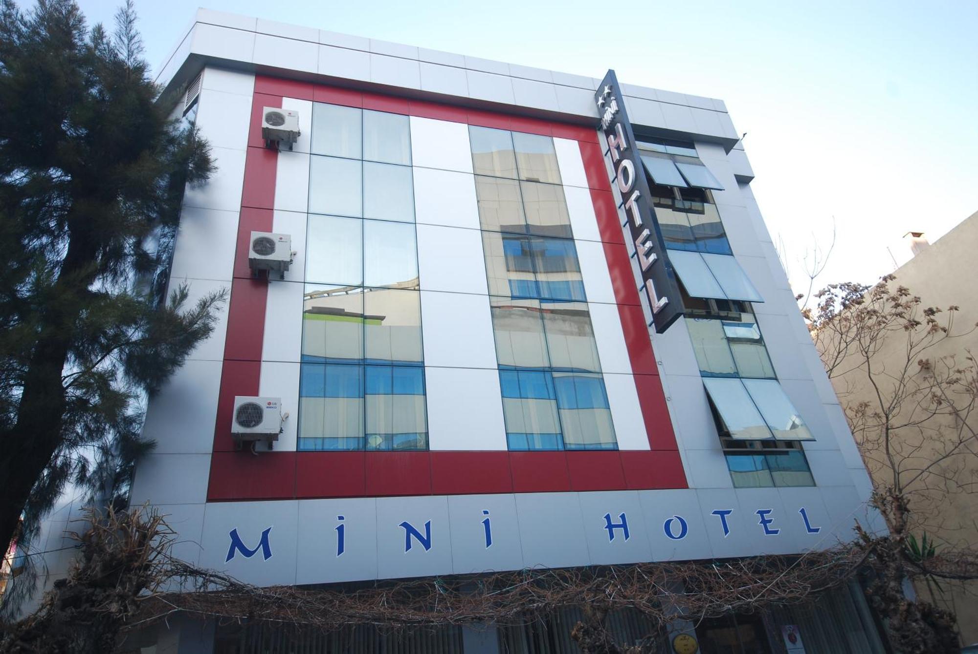 Mini hotel อิซมีร์ ภายนอก รูปภาพ