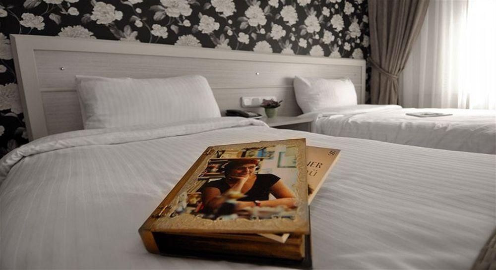 Mini hotel อิซมีร์ ภายนอก รูปภาพ