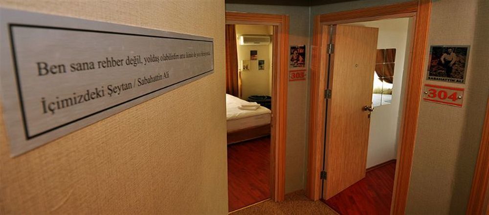 Mini hotel อิซมีร์ ภายนอก รูปภาพ