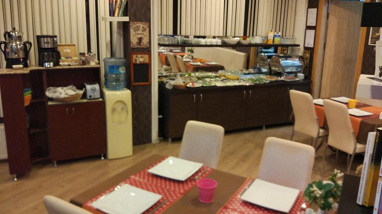 Mini hotel อิซมีร์ ภายนอก รูปภาพ